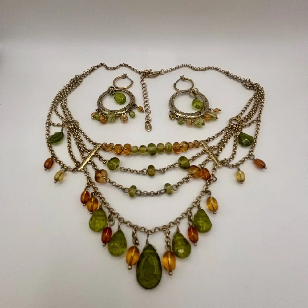 Monet Necklace and Earrings Gold Plated - Picture 2 of 6